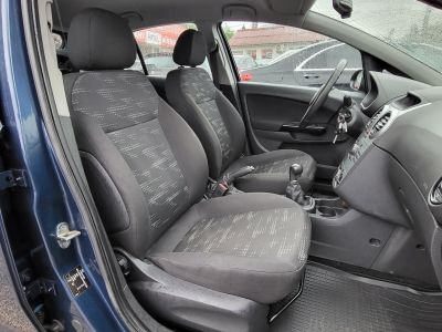 OPEL CORSA D 1.2 Color Edition M.o.-i. Klíma Tempomat Bluetooth 102e km! Téli-nyári garnitúra!