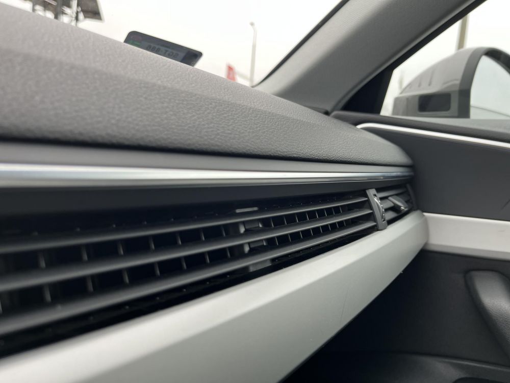 AUDI A4 Avant 40 TDI Advanced S-tronic M.o.-i. Virtual cockpit. Tempomat Navi Bluetooth Carplay