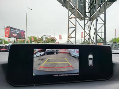 MAZDA MX-30 35,5kWh e-Skyactiv Advantage 14e km. LED Holttér HUD Kamera Keyless Ülésfűtés
