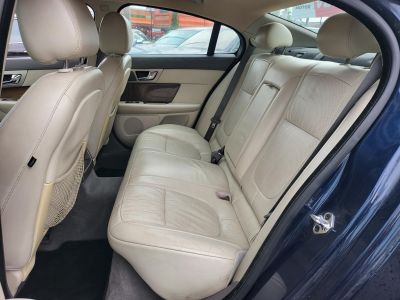 JAGUAR XF 2.7 D Premium Luxury (Automata) Mélyen ár alatt! Friss műszaki vizsga!
