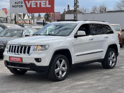 JEEP GRAND CHEROKEE 3.0 V6 CRD Overland (Automata) Xenon Memória Üléshűtés Panorámatető Vonóhorog Friss vizsga!