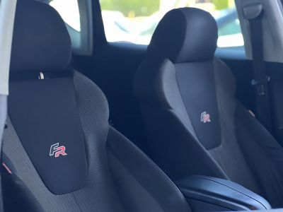 SEAT LEON 2.0 PD TDI FR DPF 170LE. Monster design. Napfénytető. Friss műszaki vizsga!