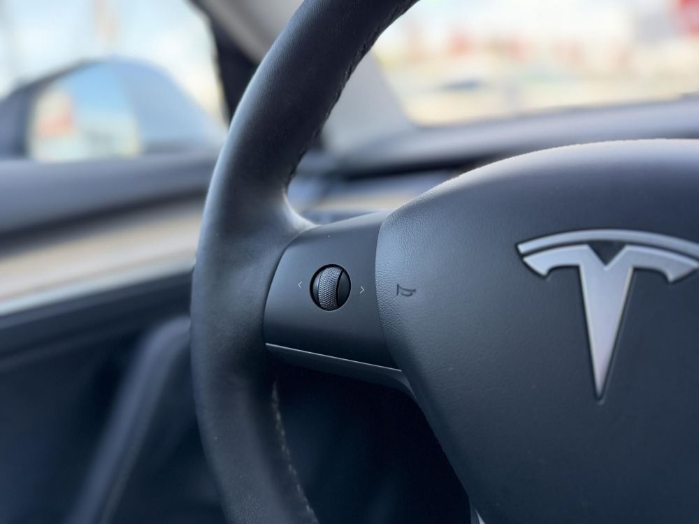 TESLA MODEL 3 Performance AWD (Automata) 68e km. FACELIFT. téli-nyári kerék. überturbine felni. mátrix LED. garanciális!
