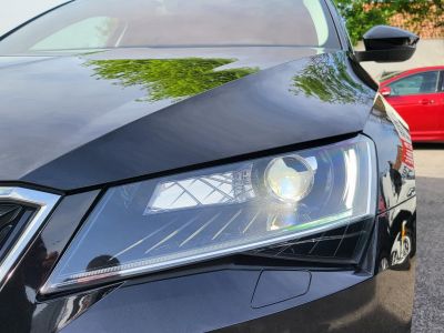 SKODA SUPERB Combi 2.0 TDi SCR Style LED Navi Tempomat Kamera Memória Ülésfűtés Bőr Vonóhorog Carplay