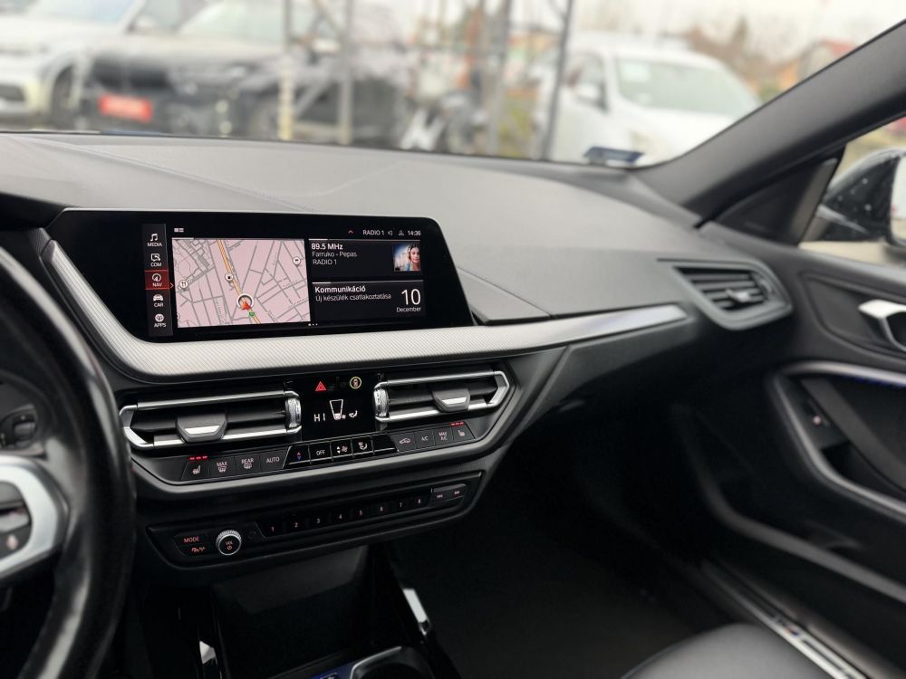 BMW 218d M Sport (Automata)