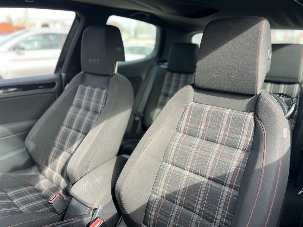 VOLKSWAGEN GOLF VI 2.0 TSI GTI DSG 270LE. Keskin felnik. Popcorn