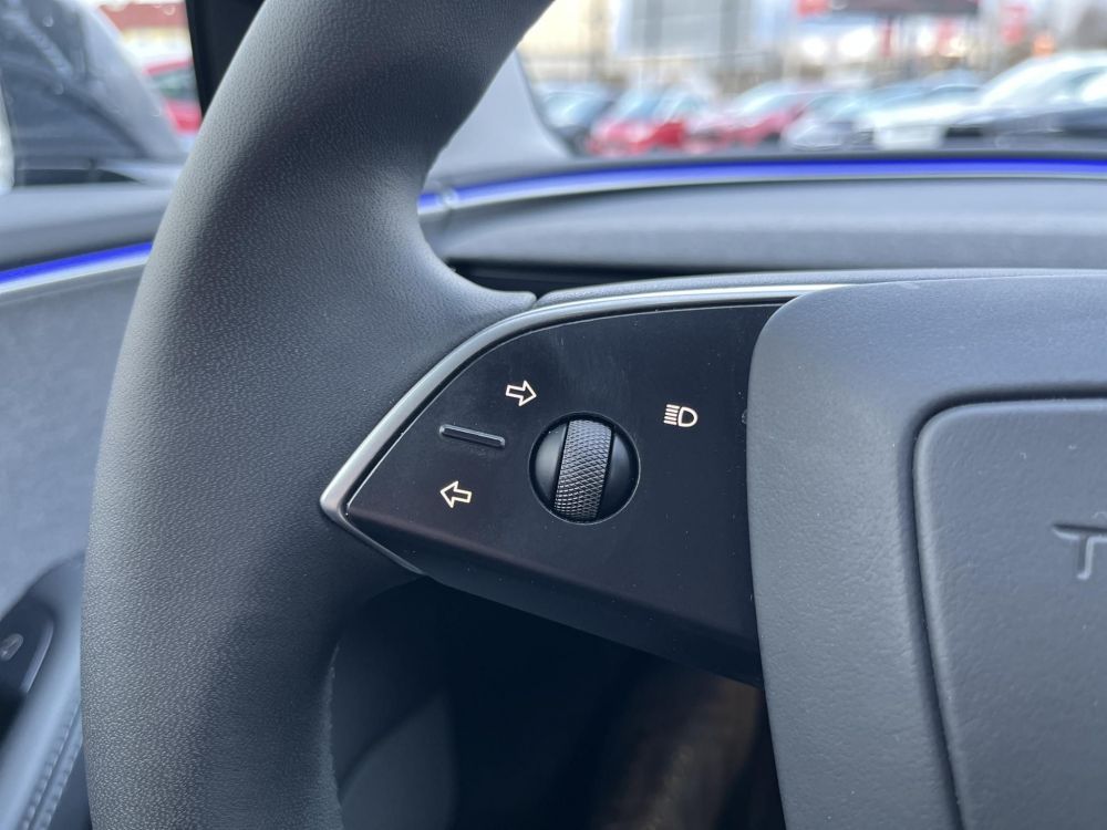 TESLA MODEL 3 RWD (Automata) HIGHLAND 27e km. AMD Ryzen. Gyári garancia 2032-ig. 500km hatótáv!