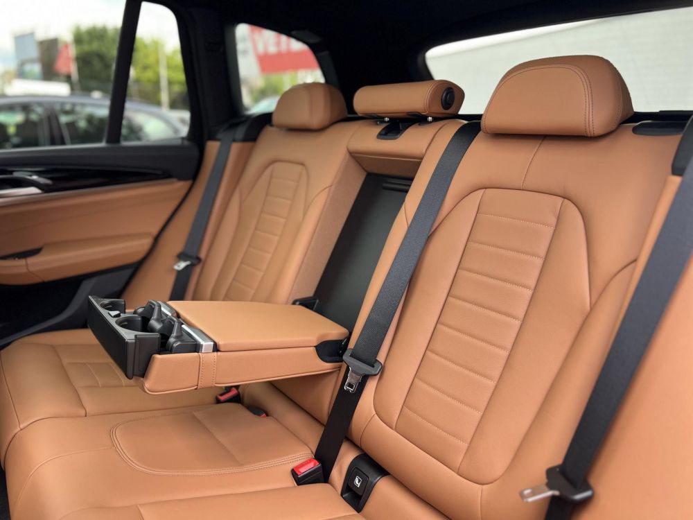 BMW IX3 73,9kWh High Executive panoráma tető. harman/kardon. memória. HUD. barna bőr belső!