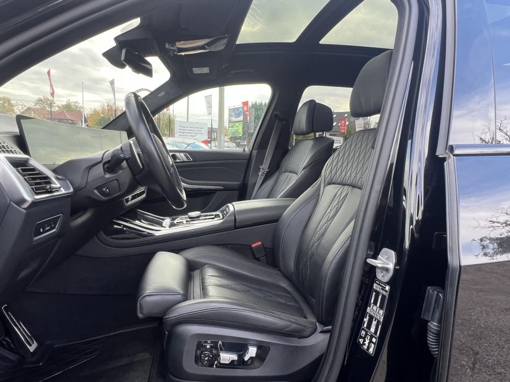 BMW X7 xDrive40d (Automata) M-Sport Panorámatető Gyári garanciával!