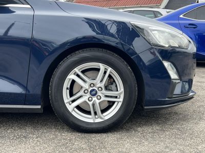 FORD FOCUS 1.5 EcoBlue Business (Automata) A LEGJOBB ÁRON! Carplay. ACC. Radar elöl-hátul. bluetooth. stb