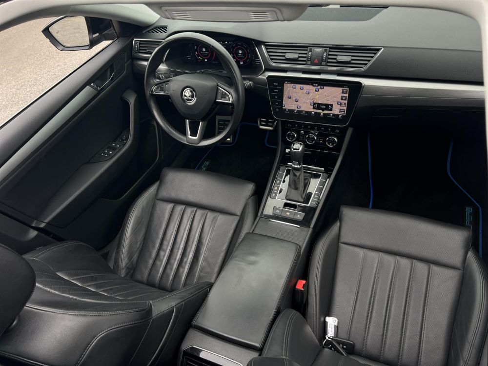 SKODA SUPERB Combi 2.0 TDI SCR Style 4x4 DSG 158e km. M.o.-i. panorámatető. üléshűtés. virtual cockpit. CARPLAY!