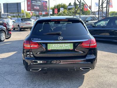 MERCEDES-BENZ C 300 T de EQ Power 9G-TRONIC AMG+karbon csomag. 88e km Burmester. teljes kerámia bevonat. ZÖLD rendszám