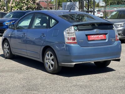TOYOTA PRIUS 1.5 HSD (Automata) 4 évszakos gumik. Zsuffa Bélánál cserélt akkumulátor!