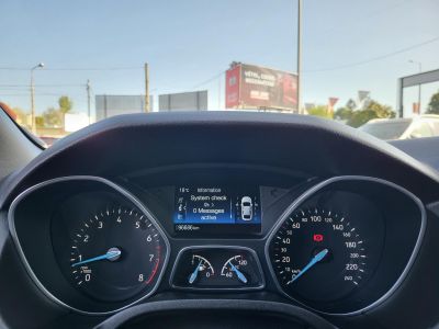 FORD FOCUS 1.5 EcoBoost ST-Line 96e km. M.o.-i. 1.tul. Navi Holttér Tempomat Keyless Ülésfűtés Kormányfűtés