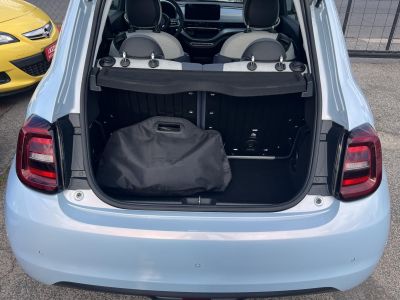 FIAT 500 500e La Prima 42kWh (Automata) Magyar.o-i.Klíma Tempomat Bluetooth Carplay 37e km!