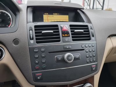 MERCEDES-BENZ C 300 Avantgarde (Automata) AMG 105e km. Tempomat Napfénytető Memória Bőr Ülésfűtés