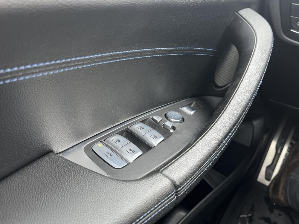 BMW IX3 73,9kWh M-sport Carplay Panoráma tető! ÁFÁS-ÁR!