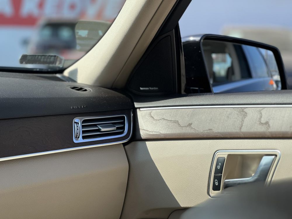 MERCEDES-BENZ E 250 CDI 4Matic Elegance (Automata) Magyarországi. világos belső. harman/kardon. magas felszereltség!