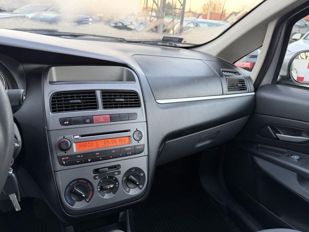 FIAT LINEA 1.4 8V Active (EU5) M.o.-i. 1.tul. klíma. vonóhorog. 4 évszakos gumik!