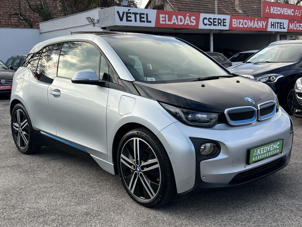 BMW I3 REX (Automata) Loft belső Nagy navi Keylessgo Panorámatető Adaptív tempomat!
