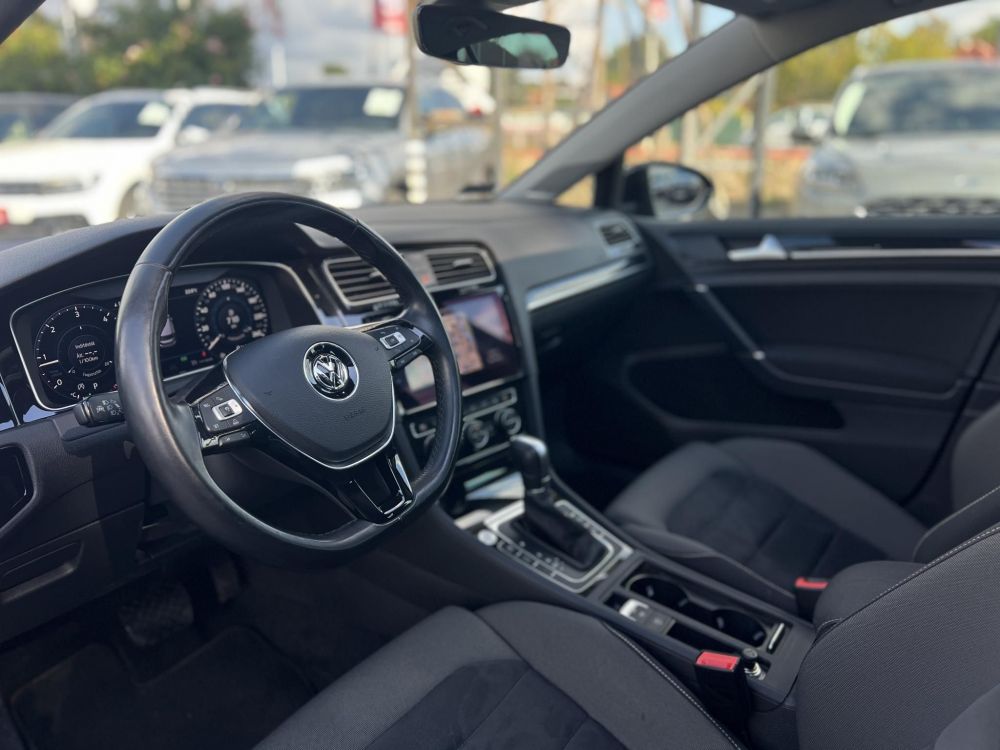 VOLKSWAGEN GOLF VII 2.0 TDI BMT Comfortline DSG 62e km. panorámatető. virtual cockpit. téli-nyári kerék szett!
