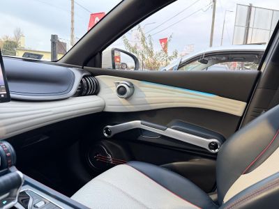 BYD ATTO 3 Design 60,4kWh M.o.-i. 1.tul. LFP. garanciális. panorámatető. világos belső!