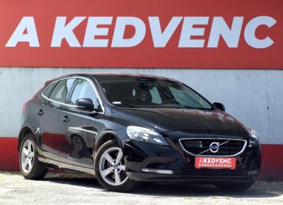 VOLVO V40 2.0 D [D3] Summum Geartronic M.o.-i. Klíma Tempomat Bluetooth 138e km!