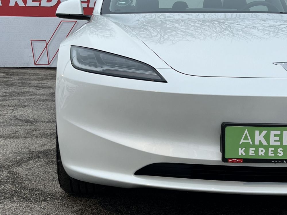 TESLA MODEL 3 RWD Premium (Automata) Kifogástalan. újszerű állapotban. 500km WLTP