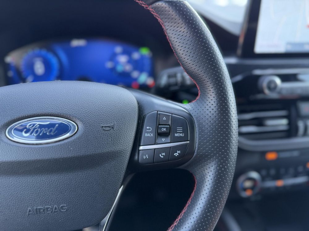 FORD KUGA 2.5 PHEV ST-Line CVT LED fényszórók. napfénytető. kamera. vonóhorog. CARPLAY!