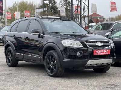 CHEVROLET CAPTIVA 3.2 V6 LT High (Automata) (7 személyes ) Klíma Tempomat Bluetooth Téli/nyári garnitúra!