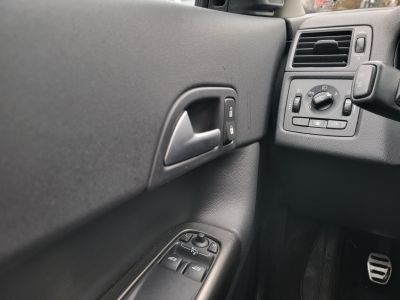 VOLVO C30 1.6 D [D2] R-Design