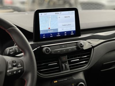 FORD KUGA 2.5 PHEV ST-Line X CVT 91e km