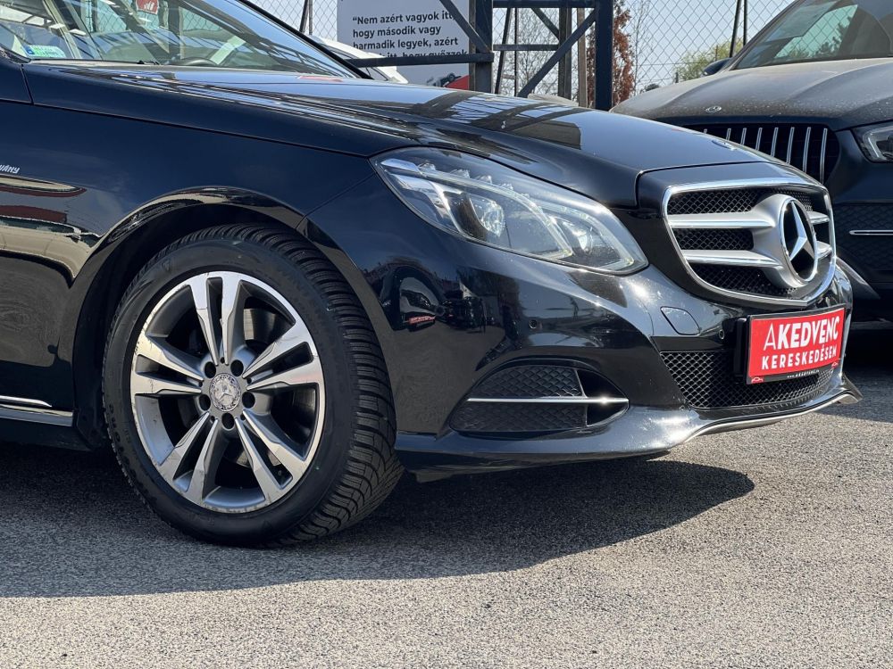 MERCEDES-BENZ E 250 CDI 4Matic Elegance (Automata) Magyarországi. világos belső. harman/kardon. magas felszereltség!