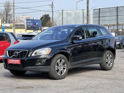 VOLVO XC60 2.4 D DRIVe Momentum Frissen szervizelt. magasan felszerelt. vezérlés cserélve!