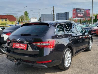 SKODA SUPERB Combi 2.0 TDi SCR Style LED Navi Tempomat Kamera Memória Ülésfűtés Bőr Vonóhorog Carplay