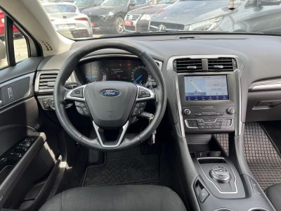 FORD MONDEO 2.0 EcoBlue Business (Automata) Magyarországi Navigáció Ülésfűtés Bluetooth Szervizelt! Téli-nyári gumi!