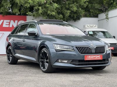 SKODA SUPERB Combi 2.0 TDI SCR Style 4x4 DSG 158e km. M.o.-i. panorámatető. üléshűtés. virtual cockpit. CARPLAY!