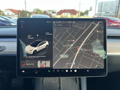 TESLA MODEL 3 Long Range AWD (Automata) FACELIFT. hőszivattyú. premium hifi. mátrix LED!