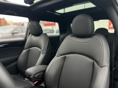 MINI MINI 1.5 Cooper DKG 31e km. panoráma tető. CarPlay