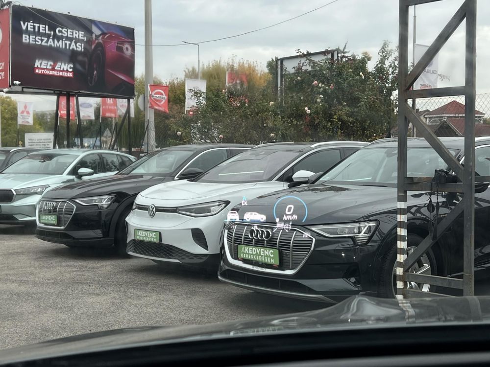 MERCEDES-BENZ GLE 350 de 4Matic 9G-TRONIC Plug-in hybrid AMG csomag. Burmester audio. kifogástalan