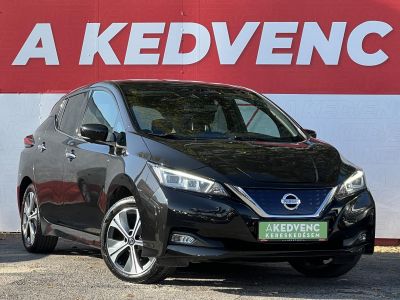 NISSAN LEAF N-Connecta 40kWh (Automata) 60e km. 270km hatótáv. keyless. 360 kamera. első-hátsó ülésfűtés. téli-nyári!