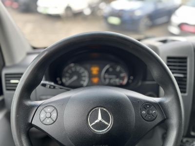 MERCEDES-BENZ SPRINTER 316 CDI 906.633.13 Kamera Ülésfűtés Vonóhorog Tolatóradar Bi-xenon Állófűtés