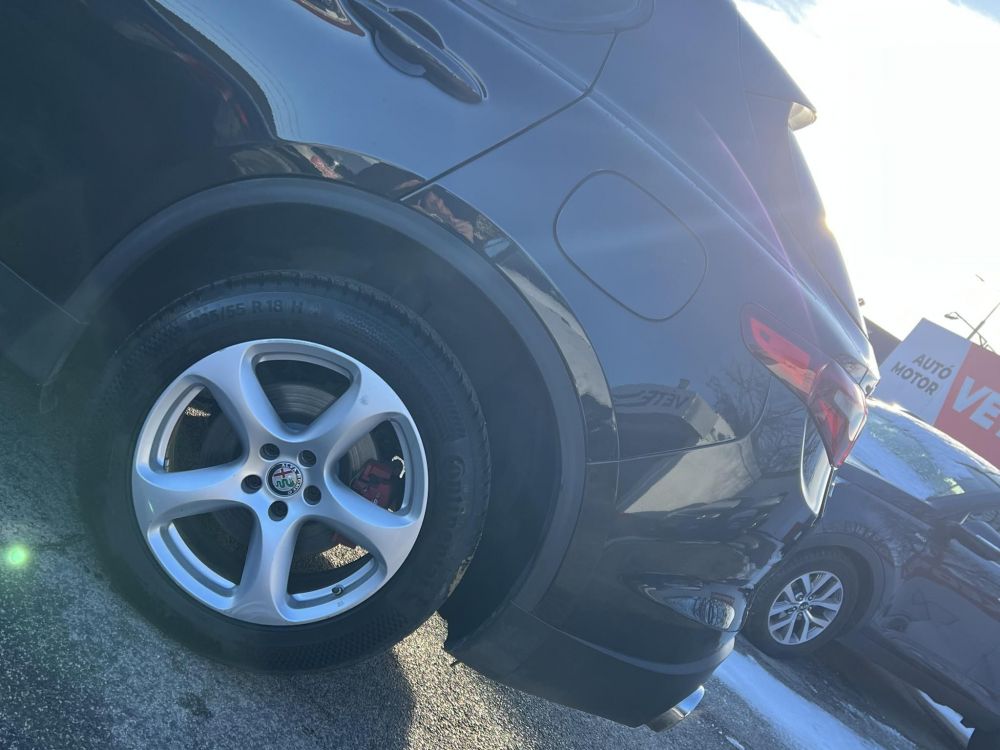 ALFA ROMEO STELVIO 2.0 T Super Q4 (Automata) M.o.-i. 1.tul. Klíma Tempomat Bőr!