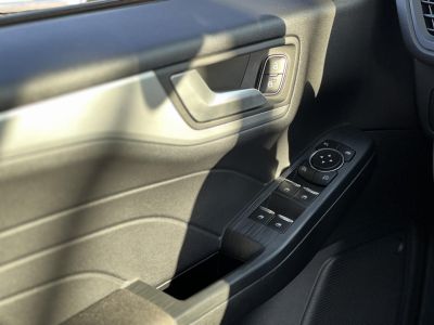 FORD KUGA 2.5 PHEV Freedom CVT