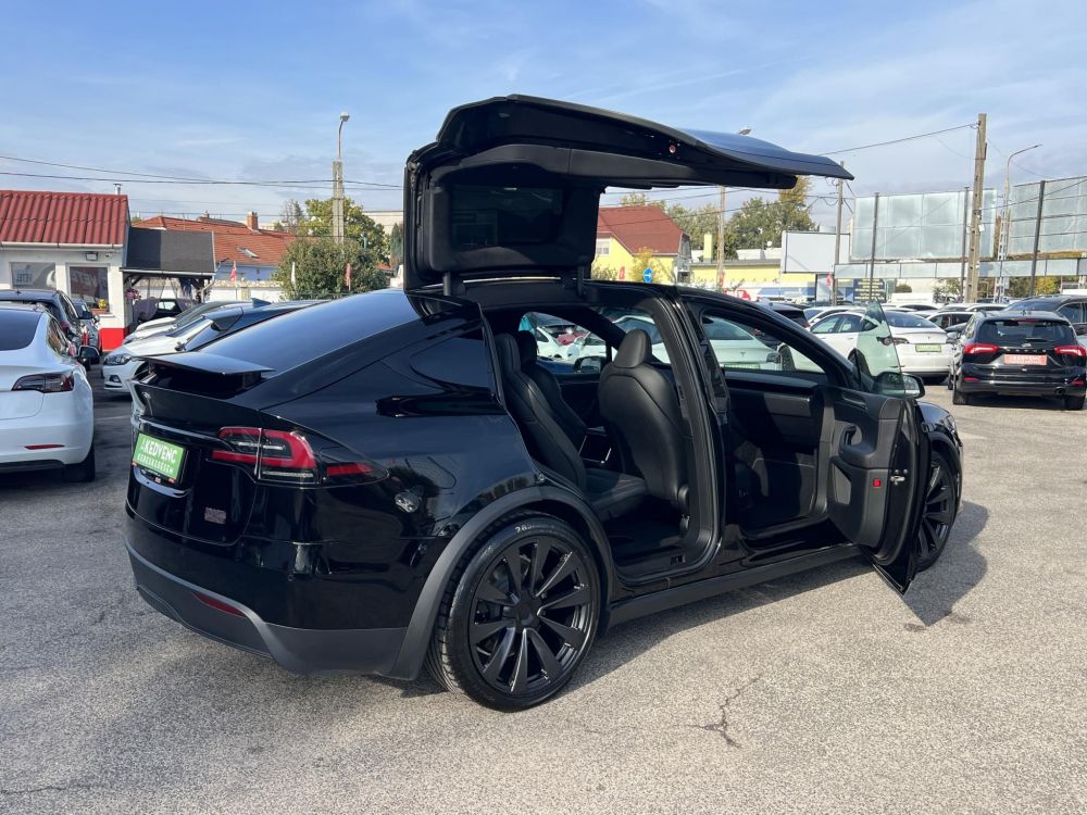 TESLA MODEL X Plaid (Automata) (6 személyes ) 1020 Lóerő. TRIPLE BLACK. a legjobb áron!