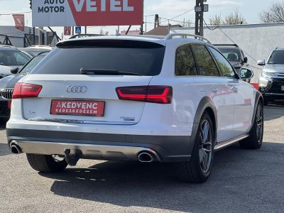 AUDI A6 ALLROAD 3.0 V6 TDI quattro S-tronic