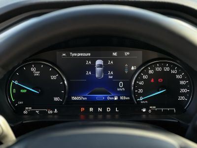 FORD KUGA 2.5 PHEV Freedom CVT