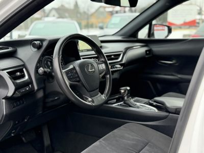 LEXUS UX 250h Comfort CVT 113e km. LED Tempomat Navi Sávtartó Bluetooth Kamera Keyless