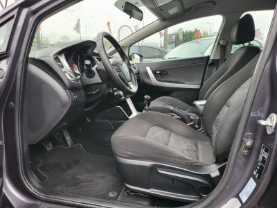 KIA CEE'D SW 1.6 CRDI LX Klíma Tempomat Navi Bluetooth Szervizelt!