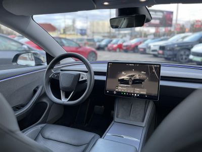 TESLA MODEL 3 RWD (Automata) HIGHLAND 27e km. AMD Ryzen. Gyári garancia 2032-ig. 500km hatótáv!